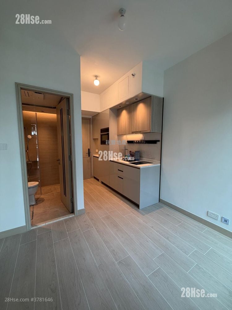 Gold Coast Bay Rental Studio , 1 Bathroom 204 ft²