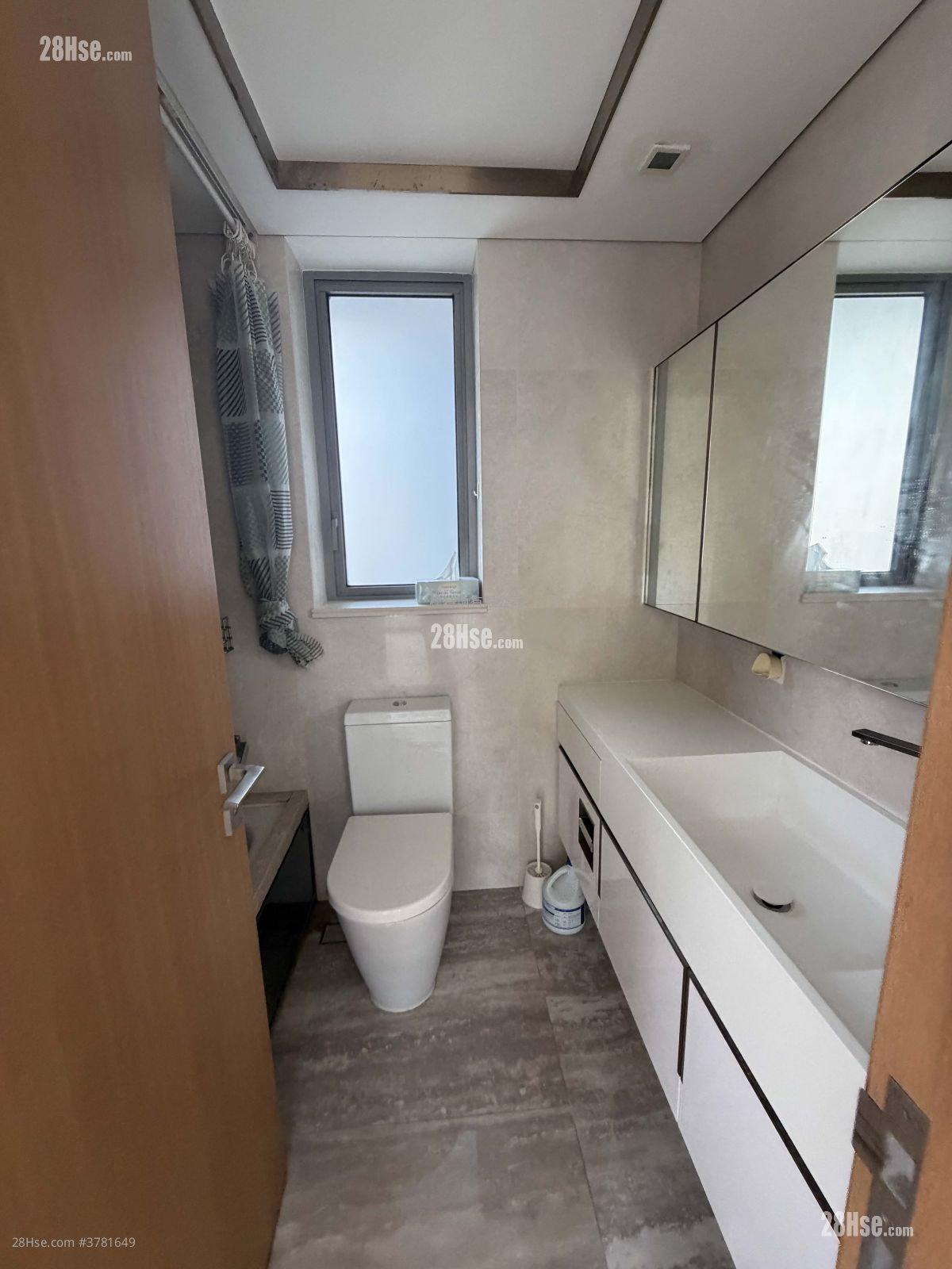 One Kai Tak(Ii) Rental 3 Bedrooms , 2 Bathrooms 799 ft²