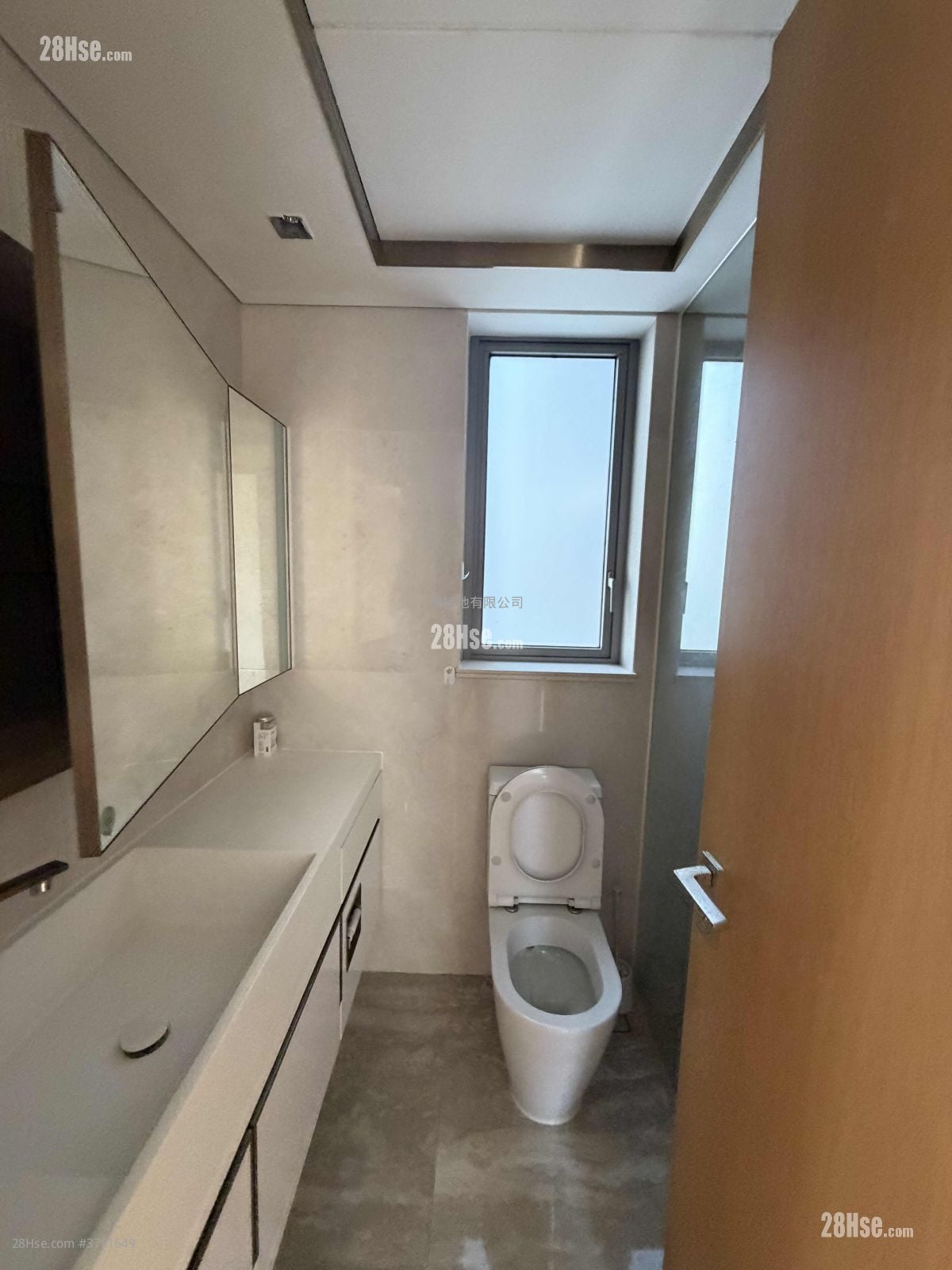 One Kai Tak(Ii) Rental 3 Bedrooms , 2 Bathrooms 799 ft²