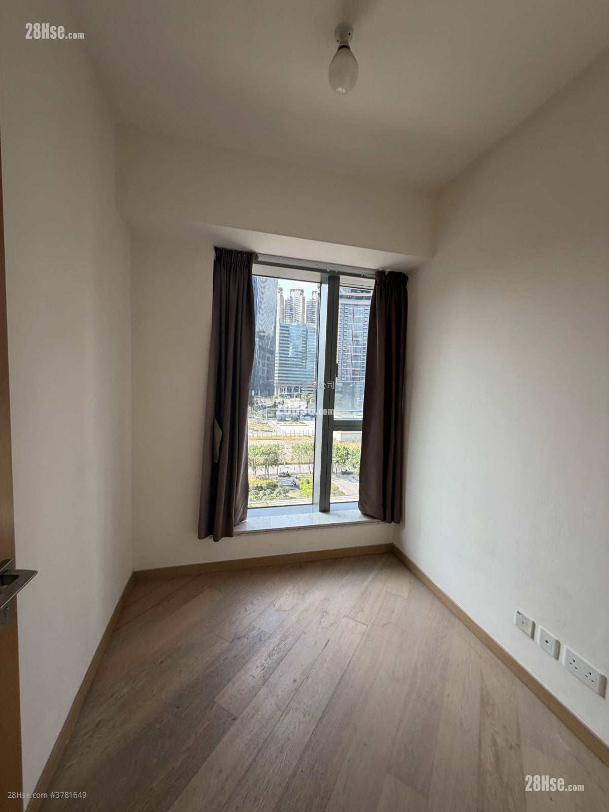 One Kai Tak(Ii) Rental 3 Bedrooms , 2 Bathrooms 799 ft²