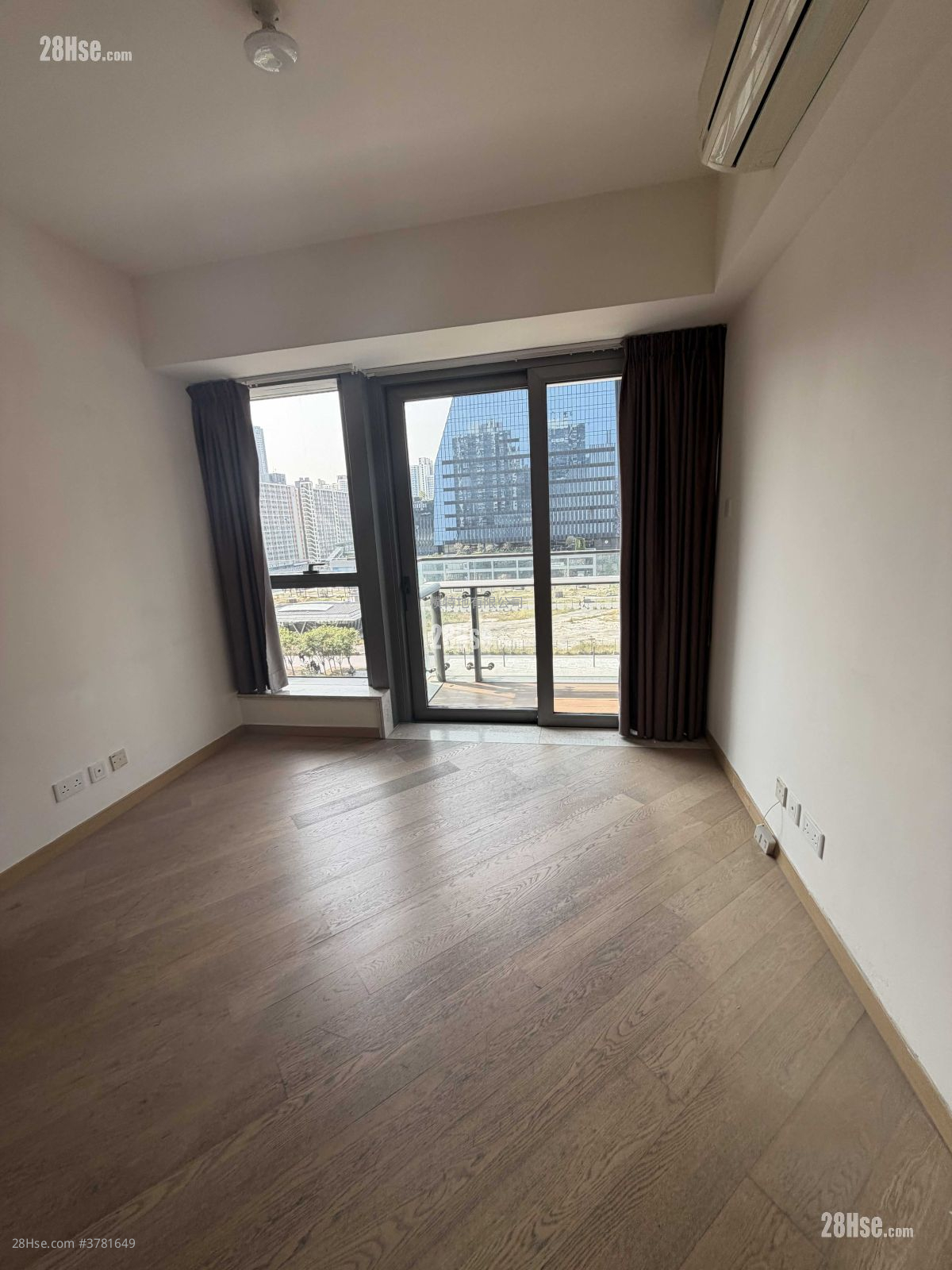 One Kai Tak(Ii) Rental 3 Bedrooms , 2 Bathrooms 799 ft²