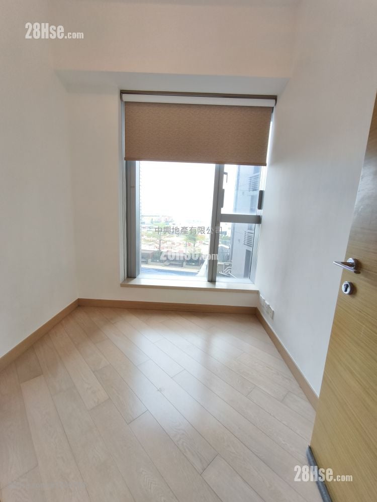 Century Link Rental 2 Bedrooms , 1 Bathroom 452 ft²