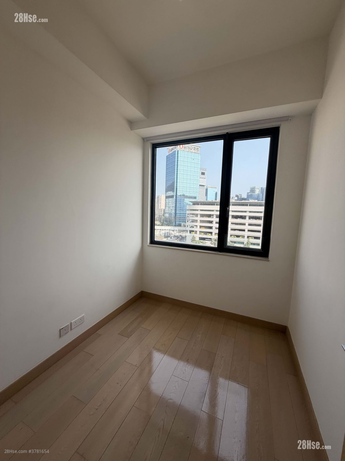 K.city Rental 3 Bedrooms , 2 Bathrooms 797 ft²