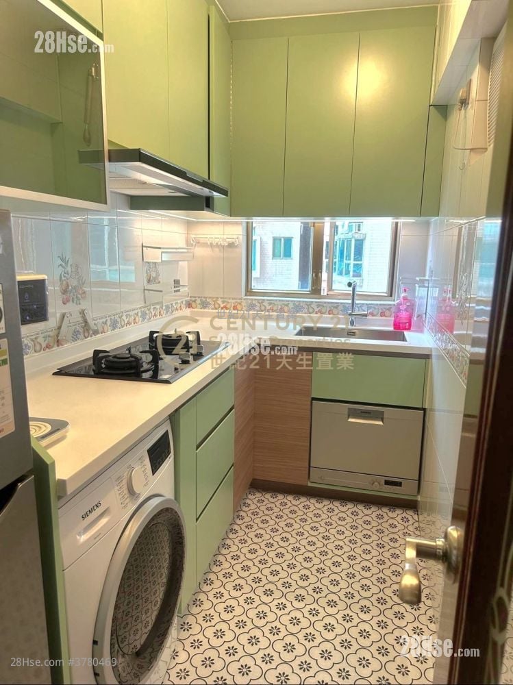 香港黄金海岸 售盘 2 房 , 1 浴室 535 平方尺