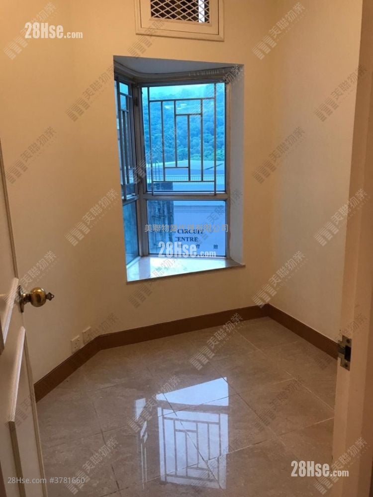 Discovery Park Sell 3 Bedrooms 610 ft²