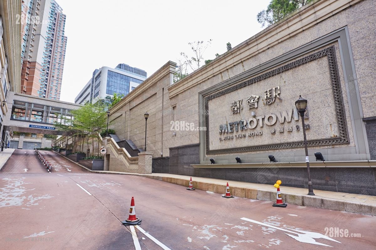 Metro Town Sell 3 Bedrooms , 2 Bathrooms 731 ft²