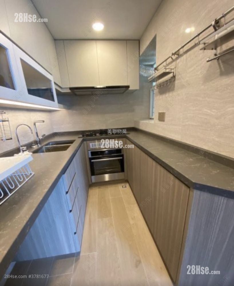 海怡半岛 售盘 3 房 888 平方尺