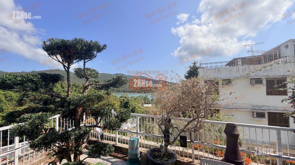 万宜山庄 租盘 5+ 房 , 2 浴室 2,100 平方尺