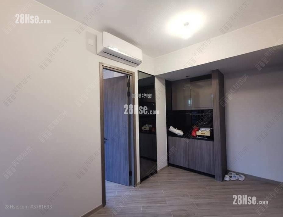 尚悦方 租盘 1 房 , 1 浴室 306 平方尺