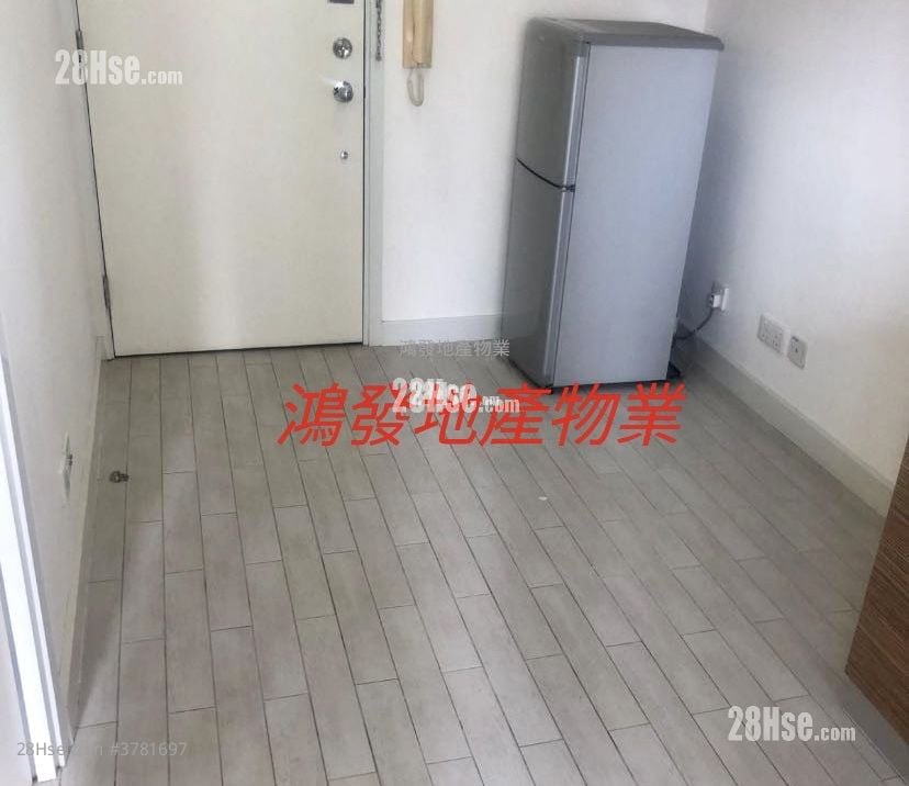 The Platinum Sell 1 Bedroom , 1 Bathroom 223 ft²