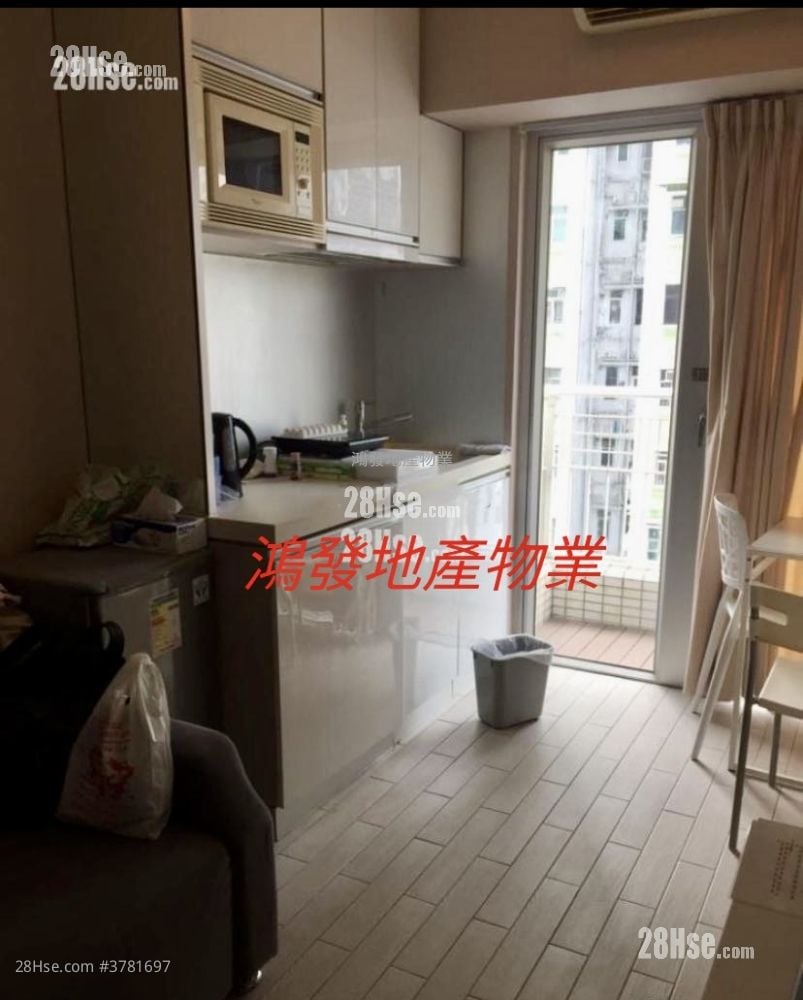 The Platinum Sell 1 Bedroom , 1 Bathroom 223 ft²