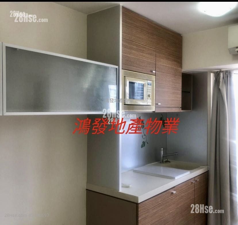 The Platinum Sell 1 Bedroom , 1 Bathroom 223 ft²