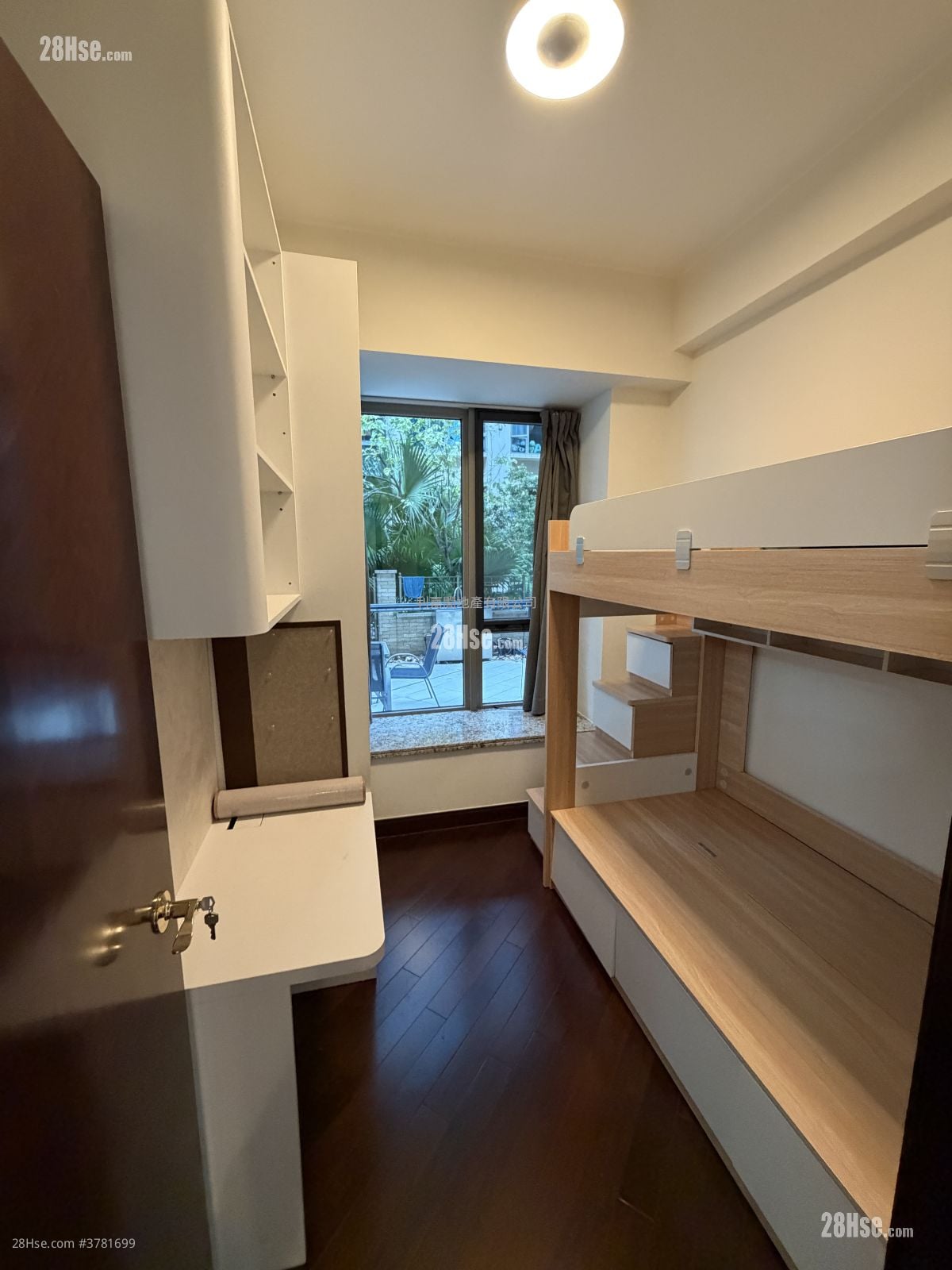 Mayfair By The Sea Rental 668 ft²