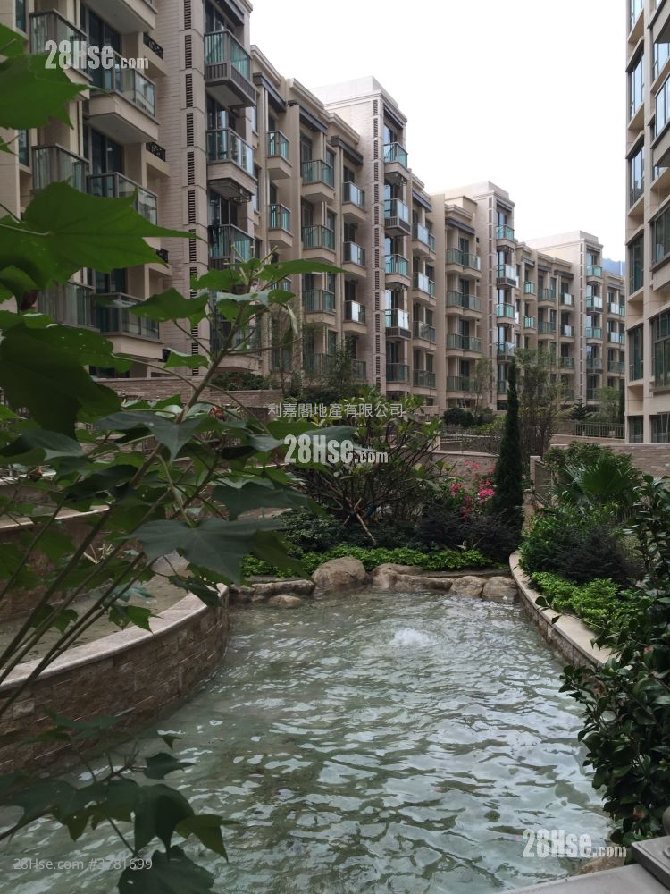 Mayfair By The Sea Rental 668 ft²