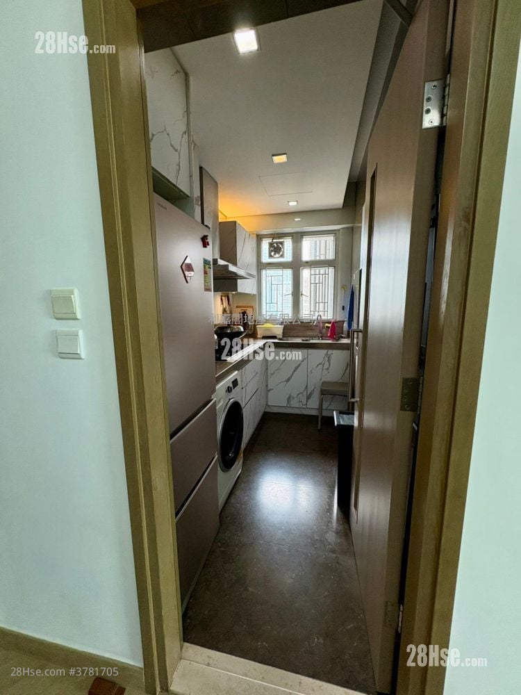 海桃湾 售盘 3 房 , 2 浴室 791 平方尺