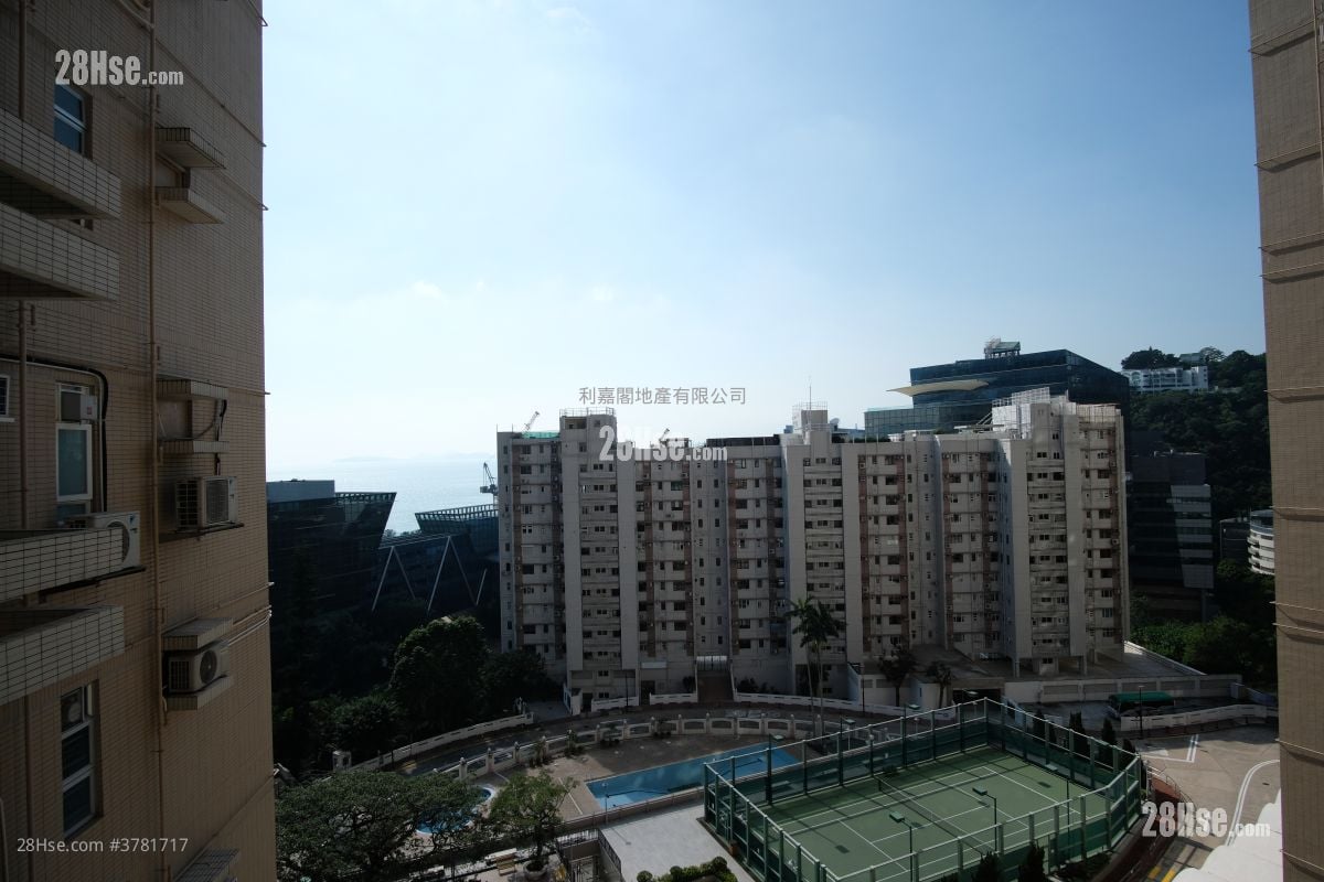 Baguio Villa Sell 3 Bedrooms , 2 Bathrooms 1,296 ft²