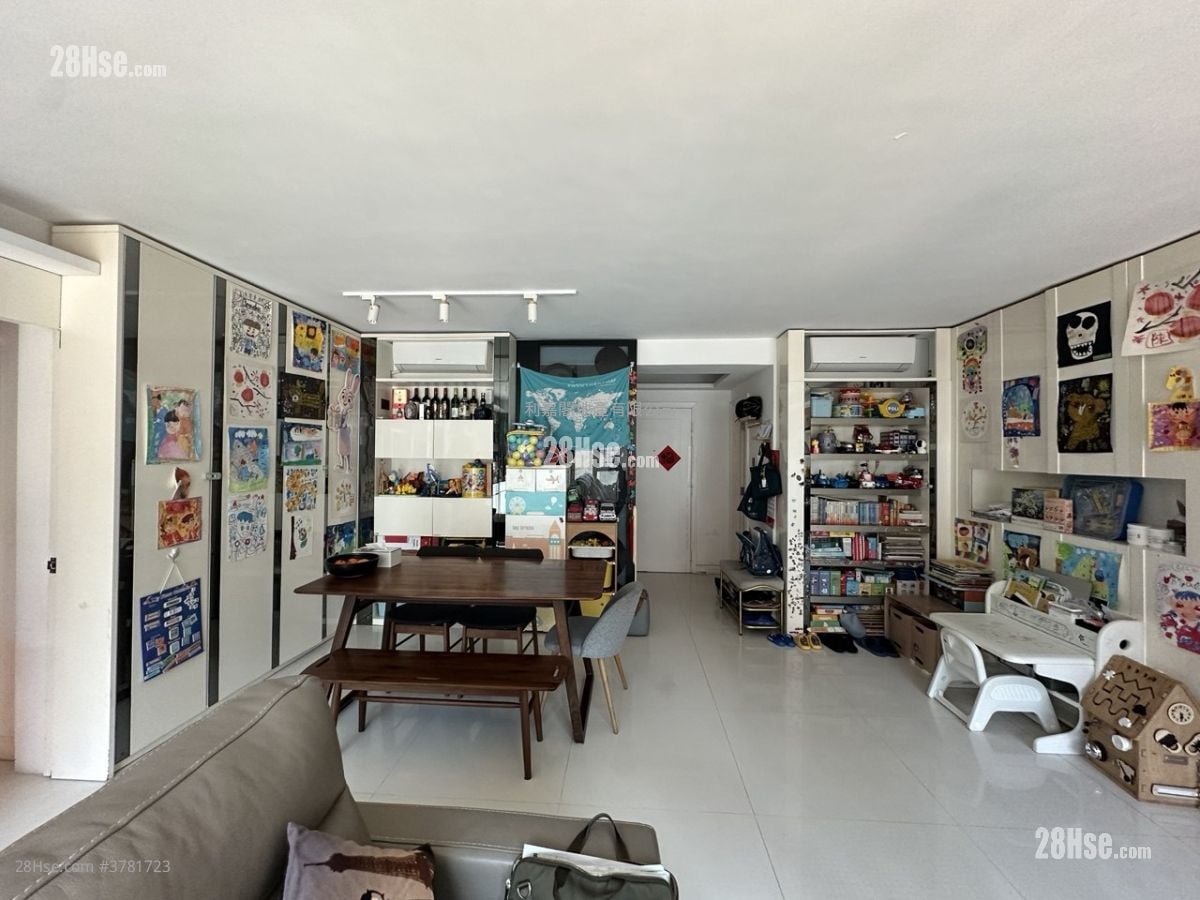 海逸豪园 售盘 3 房 1,083 平方尺