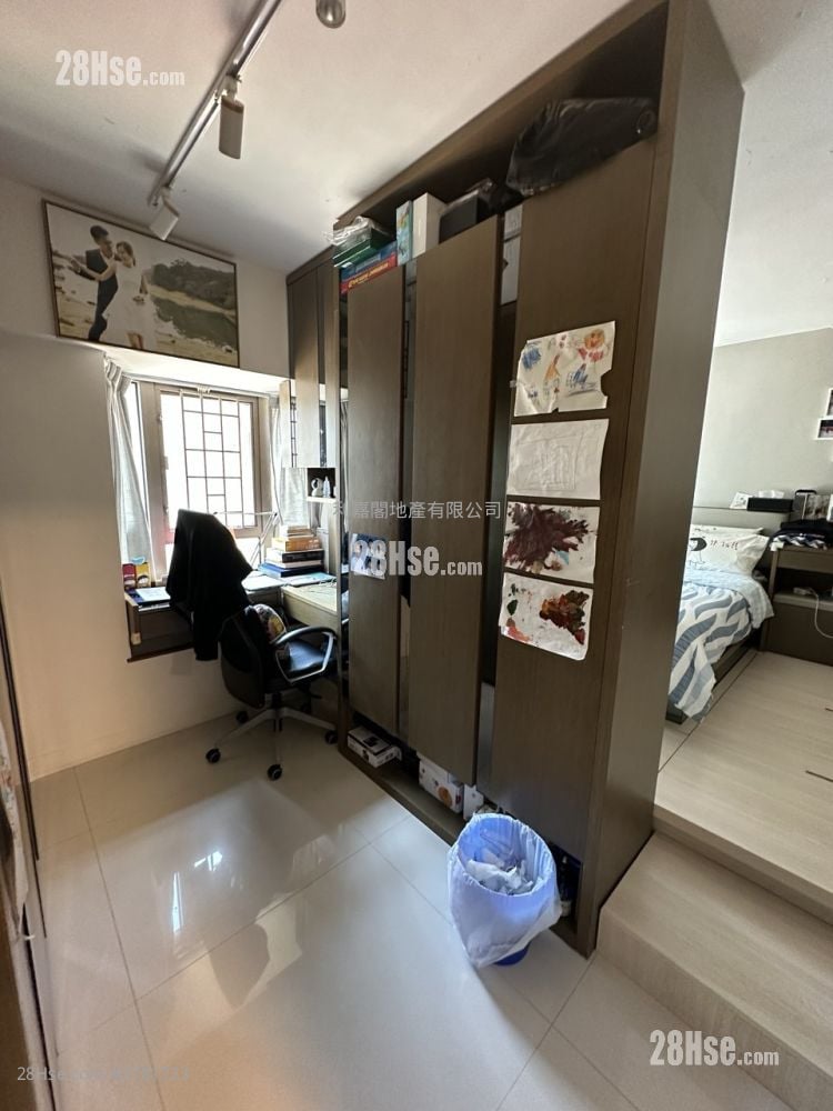 海逸豪园 售盘 3 房 1,083 平方尺