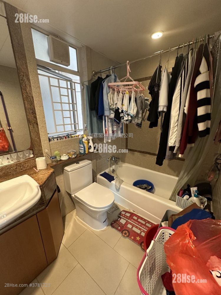 海逸豪园 售盘 3 房 1,083 平方尺