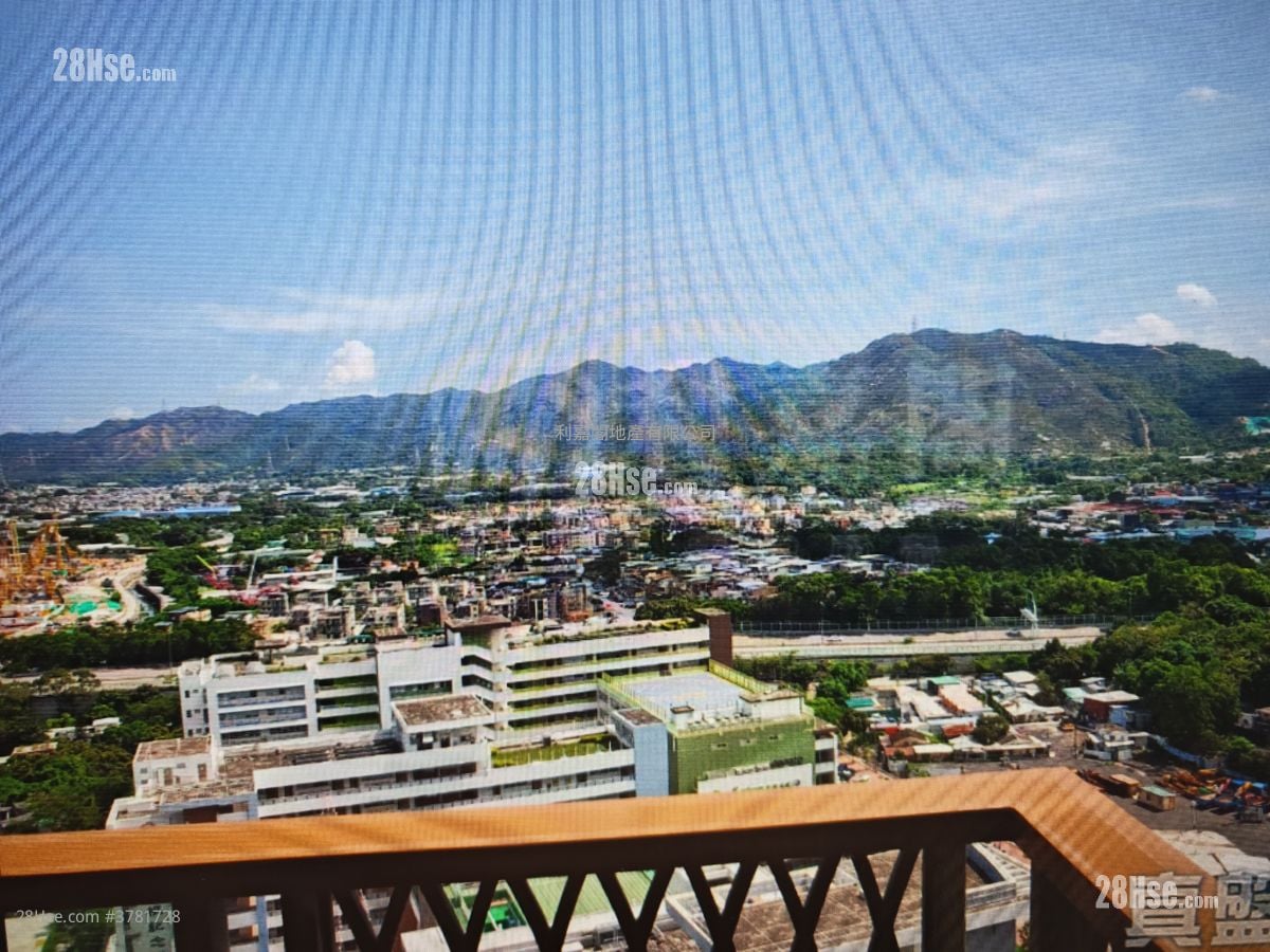 Emerald Green Sell 3 Bedrooms , 2 Bathrooms 822 ft²