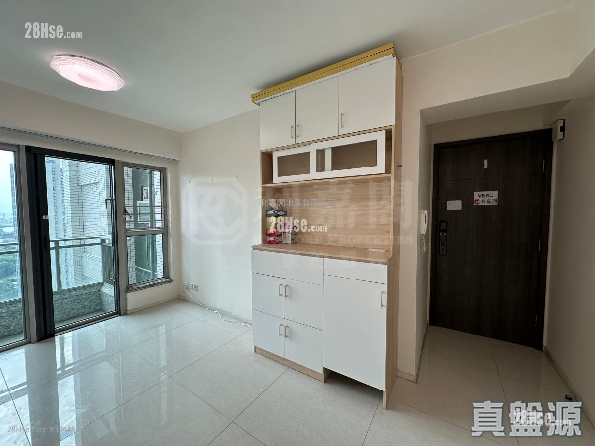 环宇海湾 售盘 2 房 , 1 浴室 488 平方尺