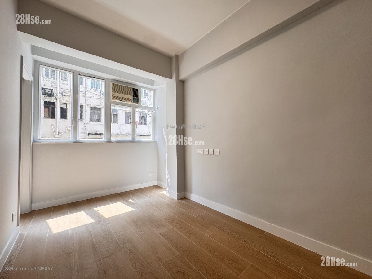 南榮大廈 租盤 1 房 , 1 浴室 375 平方呎