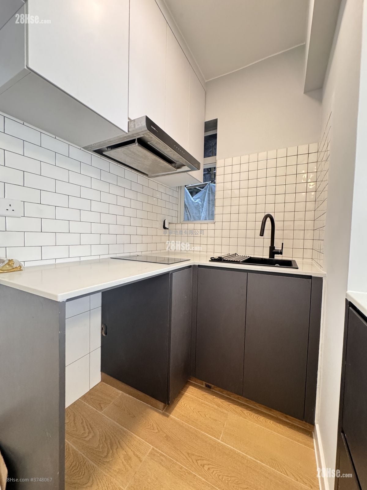 南榮大廈 租盤 1 房 , 1 浴室 375 平方呎