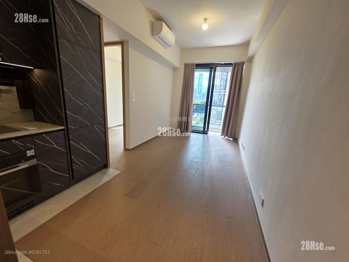 朗贤峯 租盘 2 房 , 1 浴室 528 平方尺