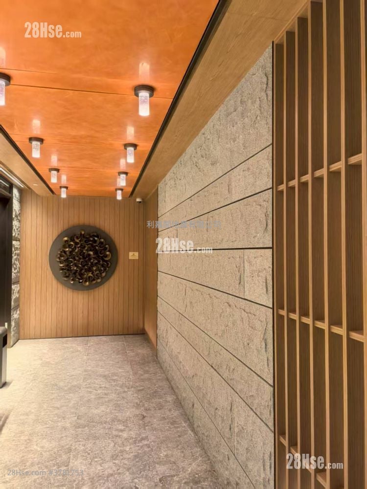 朗贤峯 租盘 2 房 , 1 浴室 528 平方尺