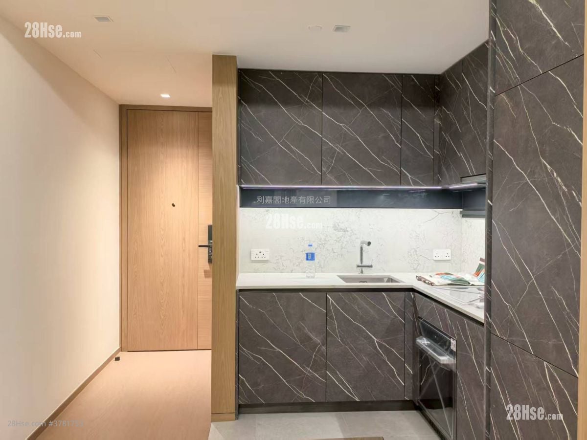 朗贤峯 租盘 2 房 , 1 浴室 528 平方尺