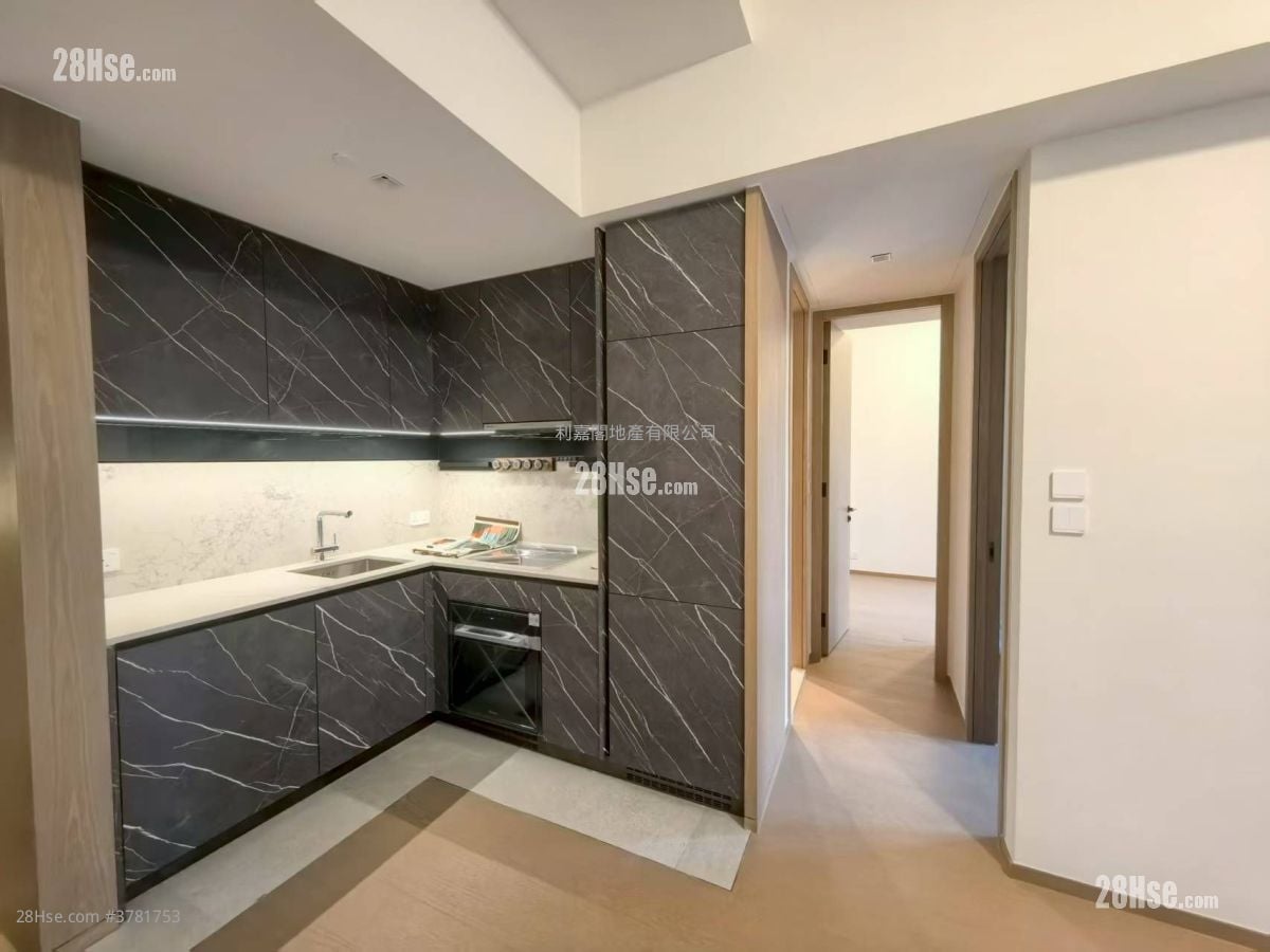 朗贤峯 租盘 2 房 , 1 浴室 528 平方尺