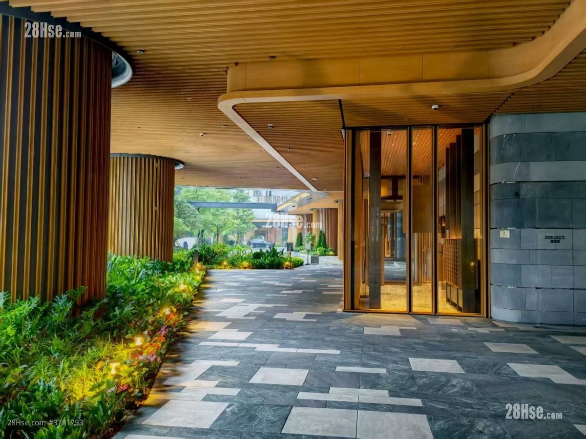 朗贤峯 租盘 2 房 , 1 浴室 528 平方尺