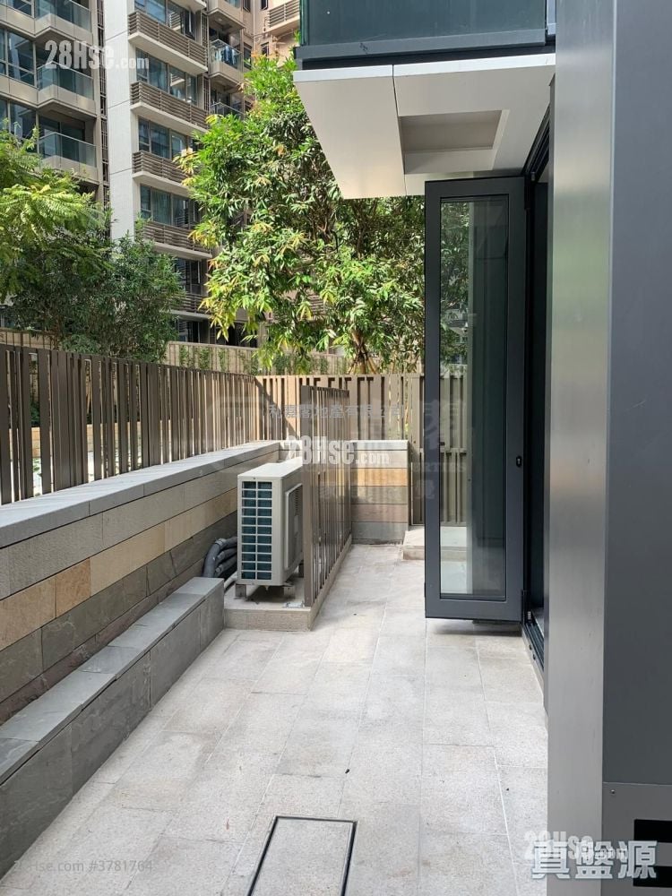 Ontolo Sell 2 Bedrooms 545 ft²