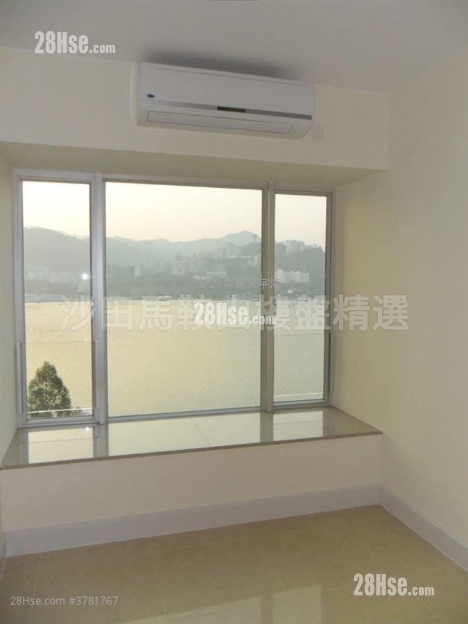 Oceanaire Sell 3 Bedrooms , 2 Bathrooms 811 ft²