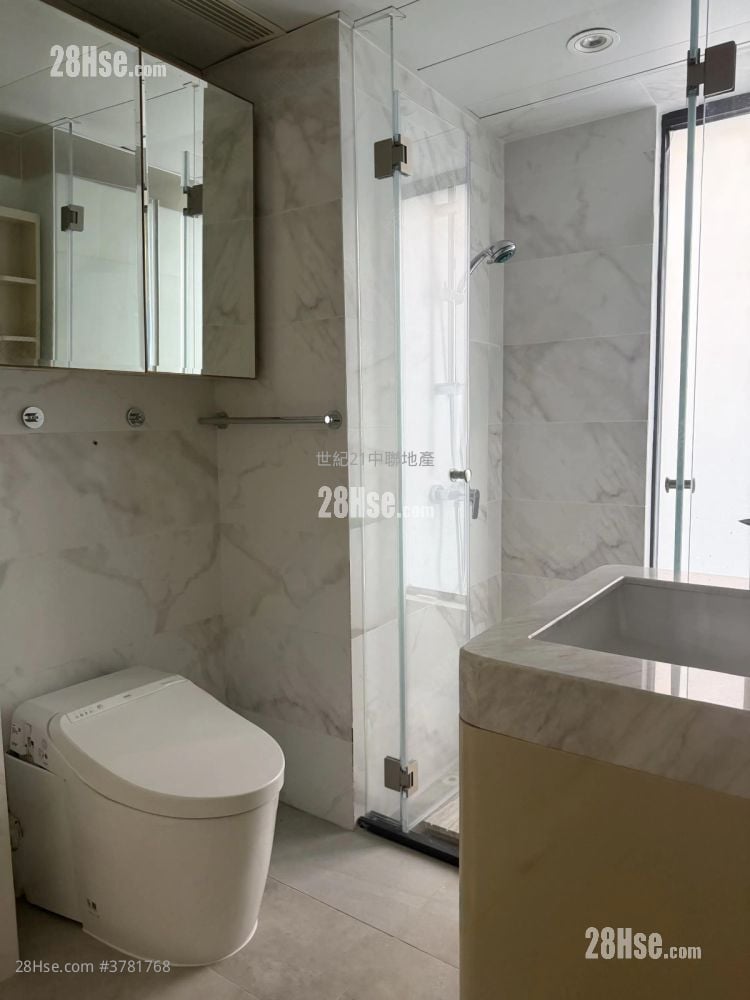 Fleur Pavilia Sell 3 Bedrooms , 2 Bathrooms 1,066 ft²