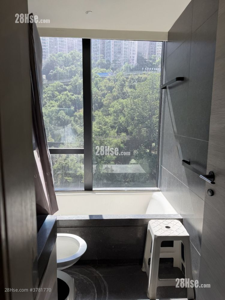 Fleur Pavilia Sell 3 Bedrooms , 1 Bathroom 804 ft²