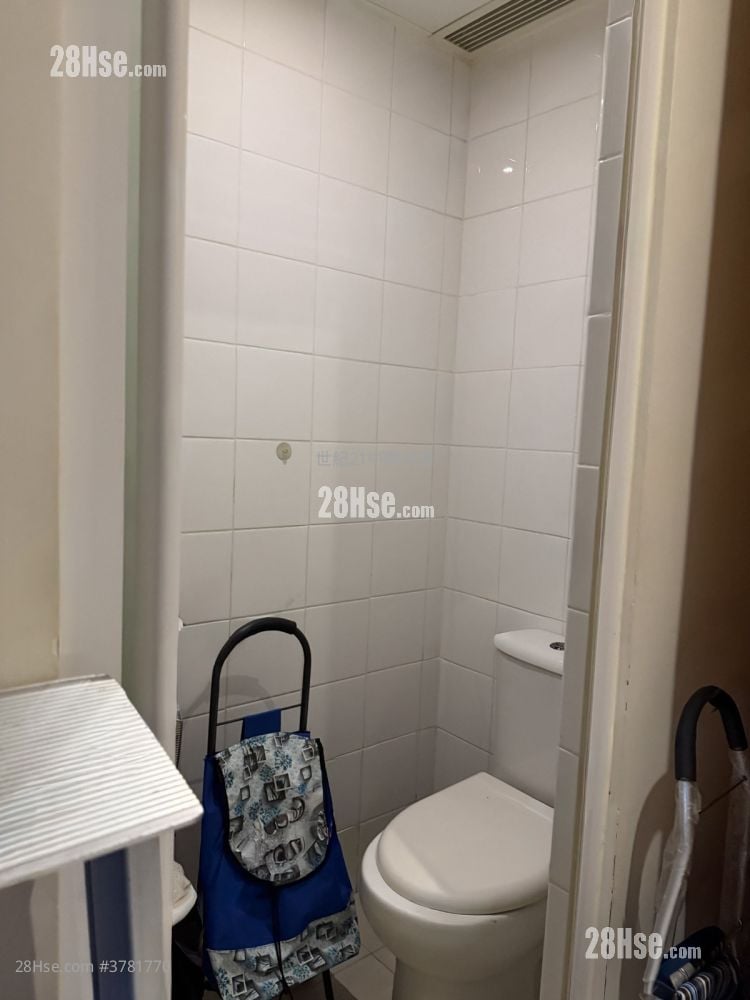 Fleur Pavilia Sell 3 Bedrooms , 1 Bathroom 804 ft²