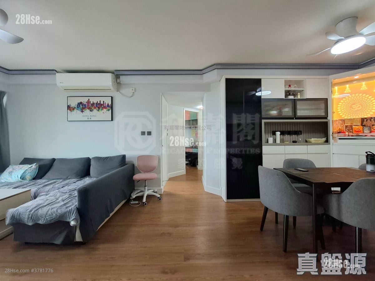 Caribbean Coast Sell 3 Bedrooms , 2 Bathrooms 918 ft²