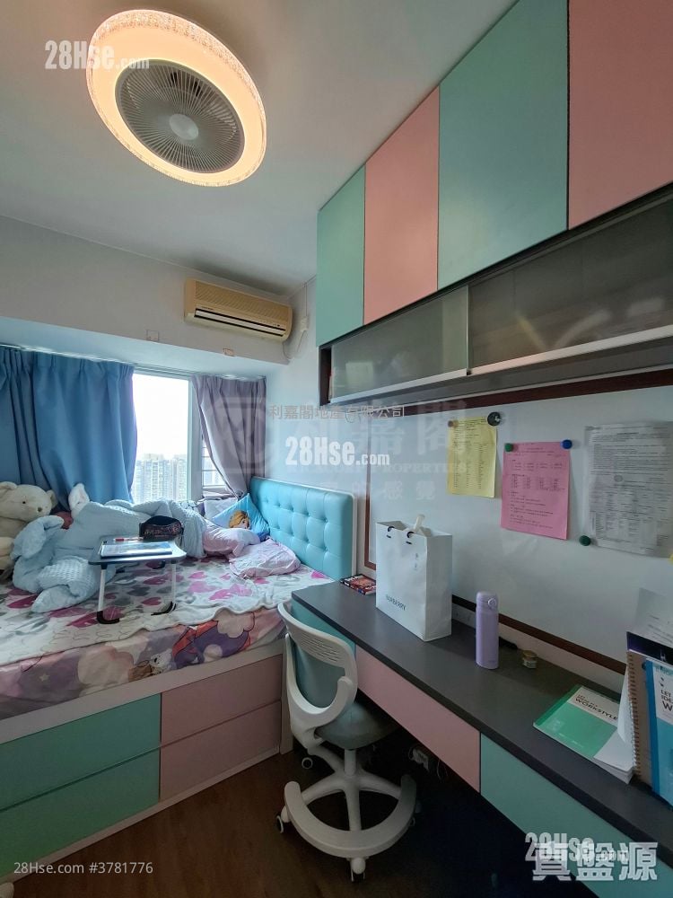 Caribbean Coast Sell 3 Bedrooms , 2 Bathrooms 918 ft²