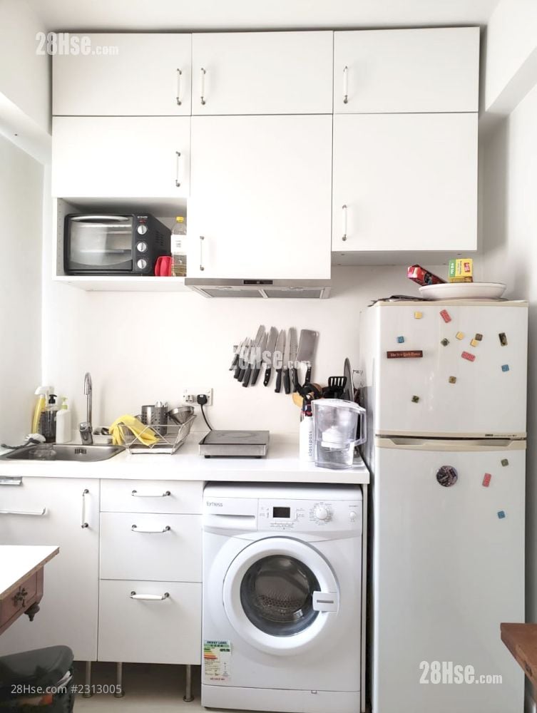 荣华大厦 售盘 1 房 , 1 浴室 378 平方尺