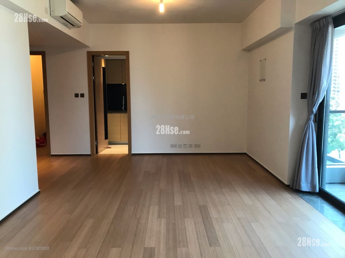 瀚然 租盘 3 房 , 2 浴室 973 平方尺