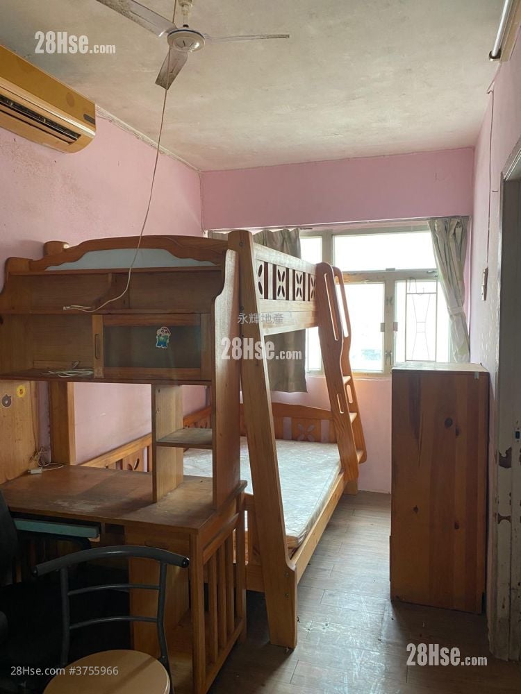 唐樓 售盤 1 房 272 平方呎