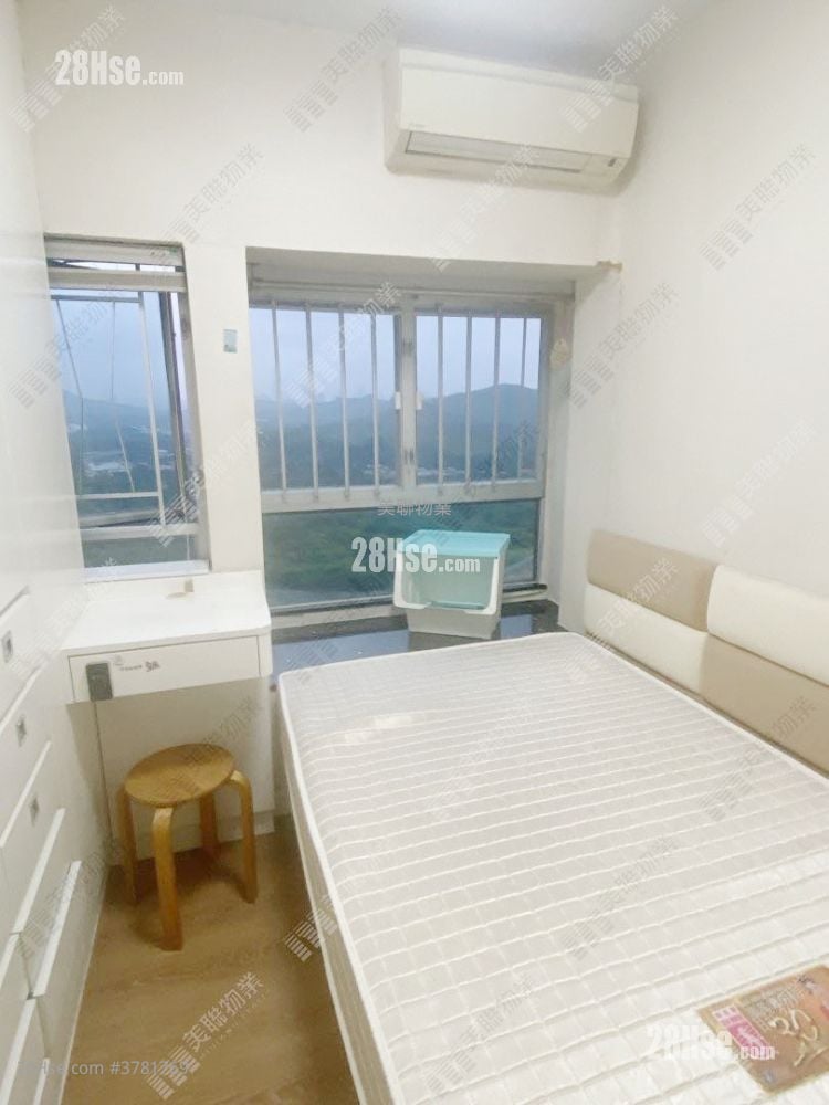 Cheong Shing Court Sell 3 Bedrooms , 2 Bathrooms 650 ft²