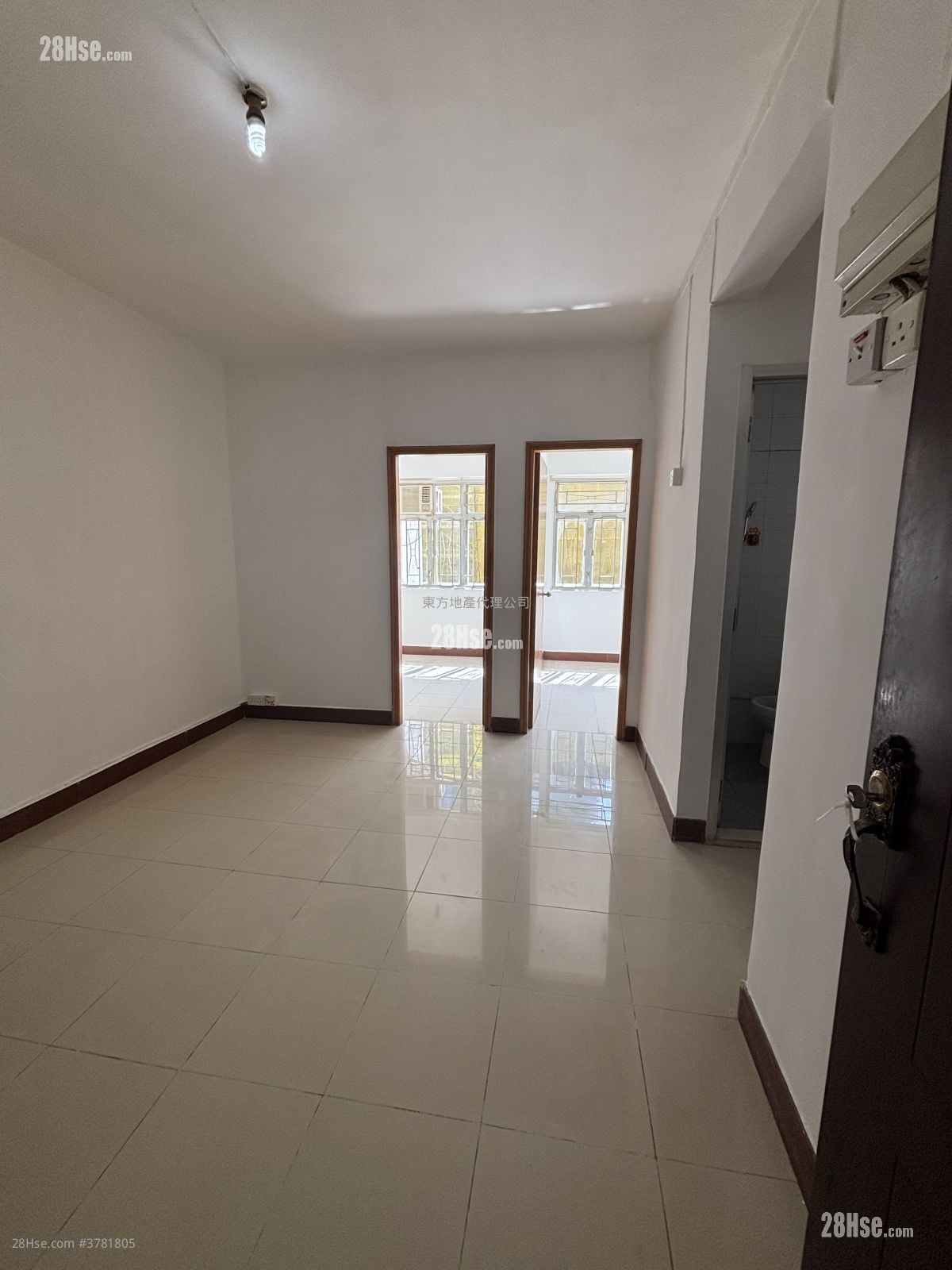 宝德大厦 租盘 2 房 , 1 浴室 365 平方尺