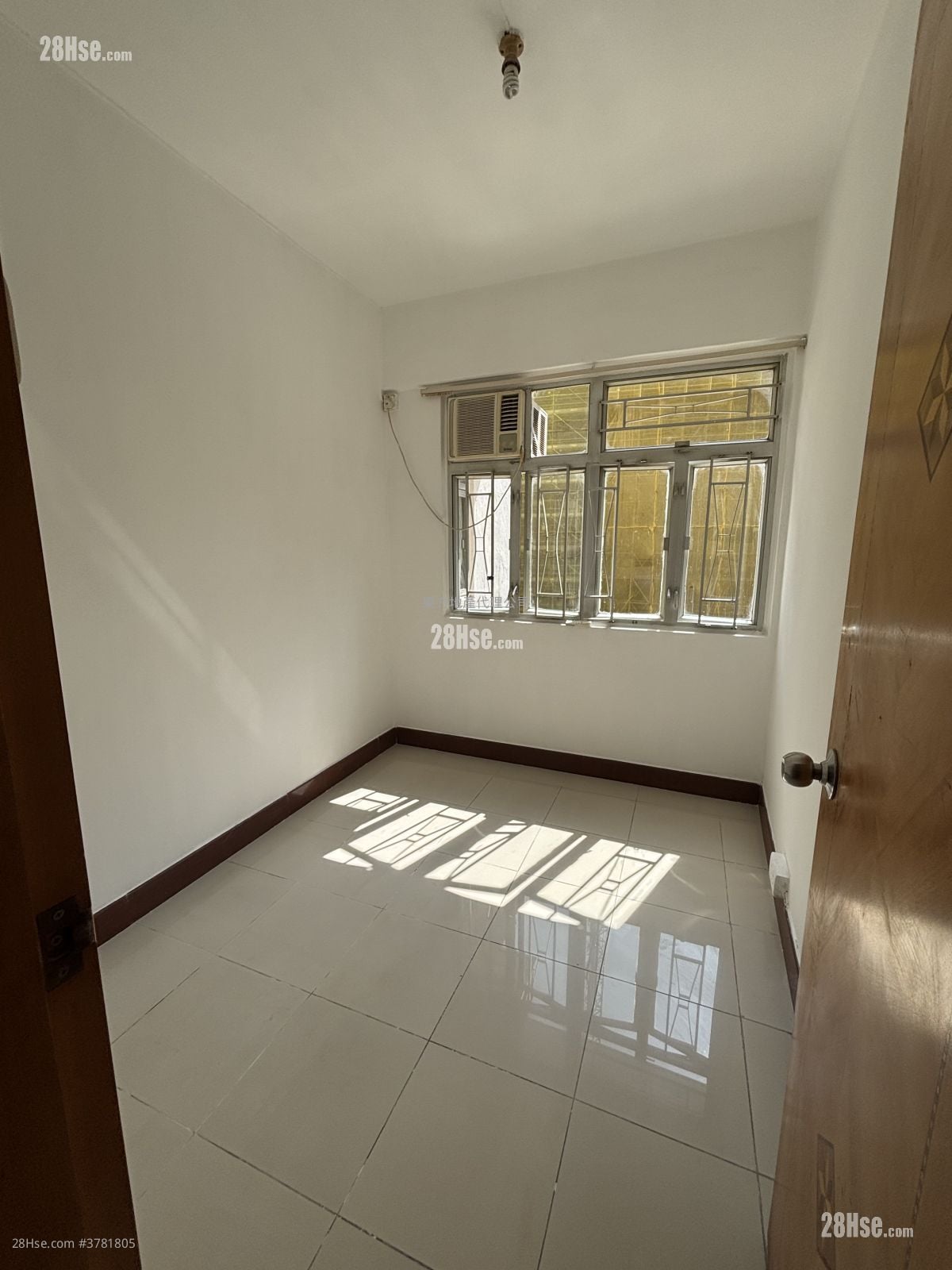 宝德大厦 租盘 2 房 , 1 浴室 365 平方尺