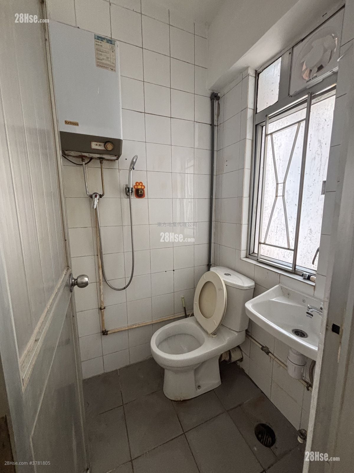 宝德大厦 租盘 2 房 , 1 浴室 365 平方尺