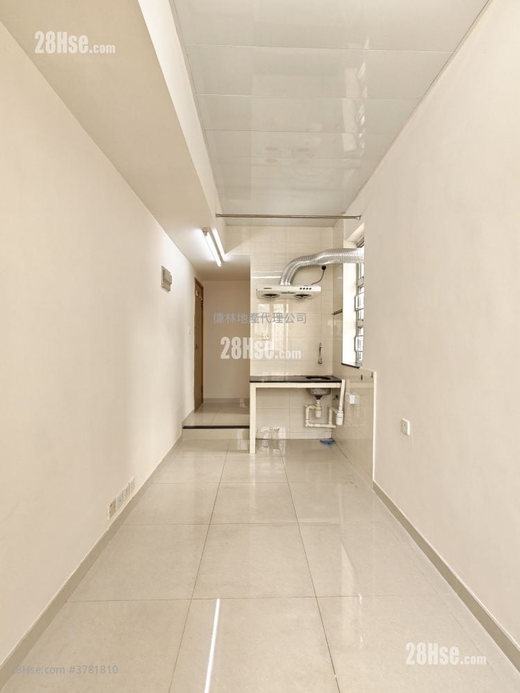 Nam On Mansion Rental Studio , 1 Bathroom 130 ft²