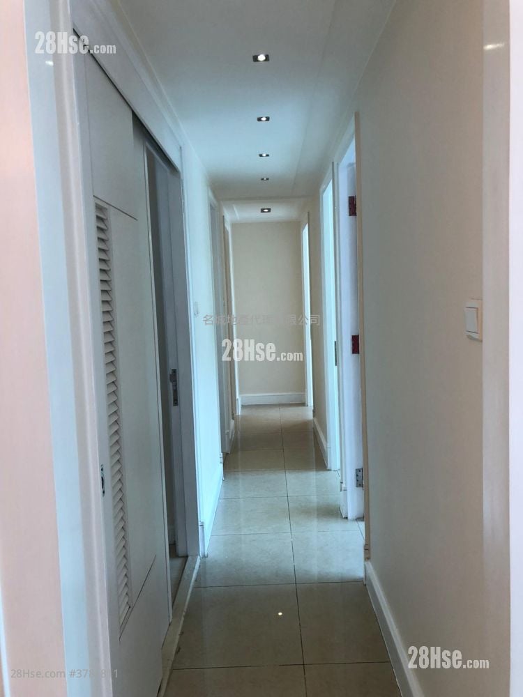 名城 售盘 3 房 , 2 浴室 958 平方尺