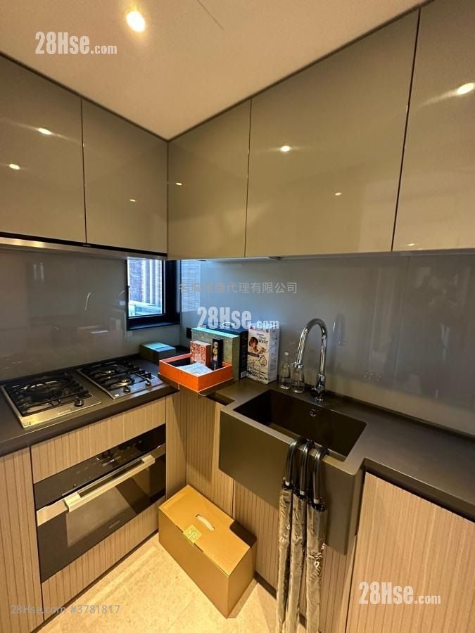 柏傲庄 售盘 3 房 663 平方尺