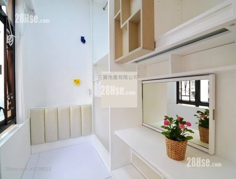 Good View Court Sell 1 Bedroom , 1 Bathroom 361 ft²